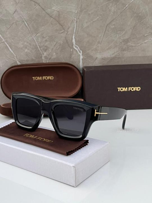 TOM-FORD
