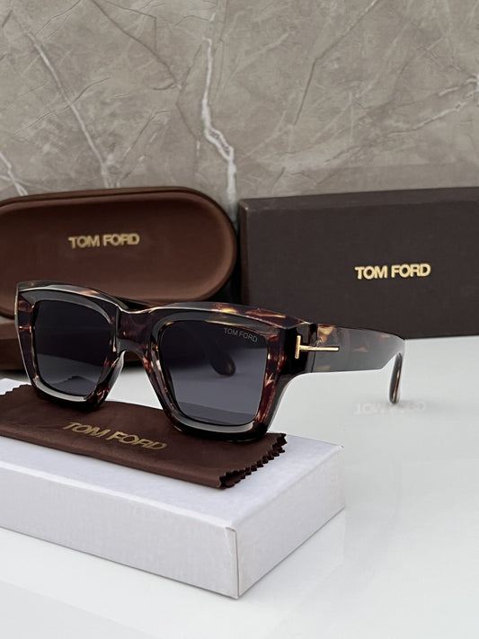 TOM-FORD
