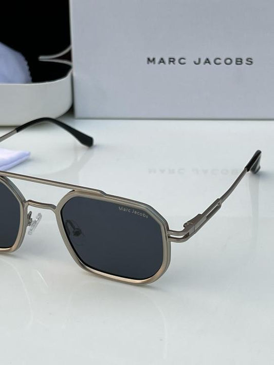 Marc-Jacobs