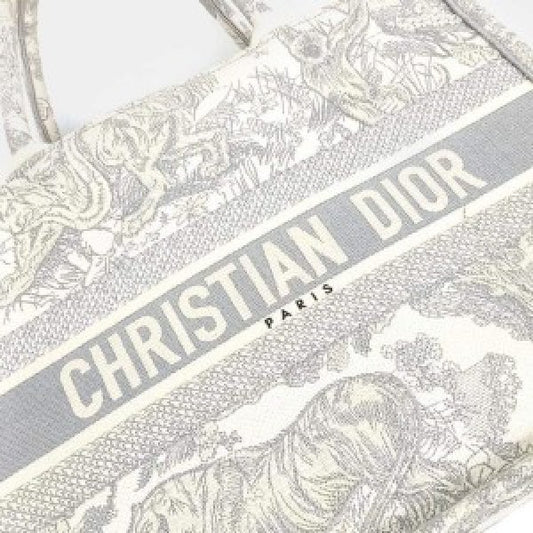 Christin-Diorr