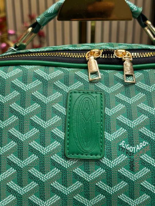 Goyard-Alpin-chevron