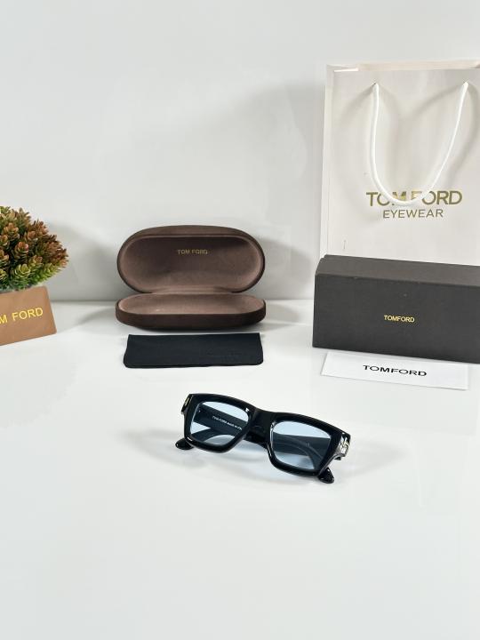Tom-Fordd