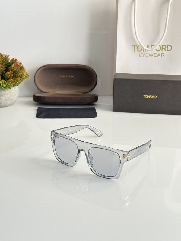 Tom-Fordd