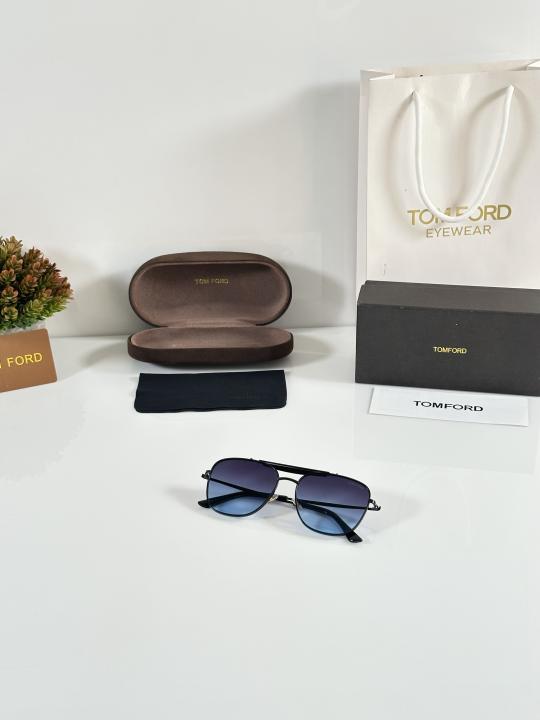 Tom-Fordd