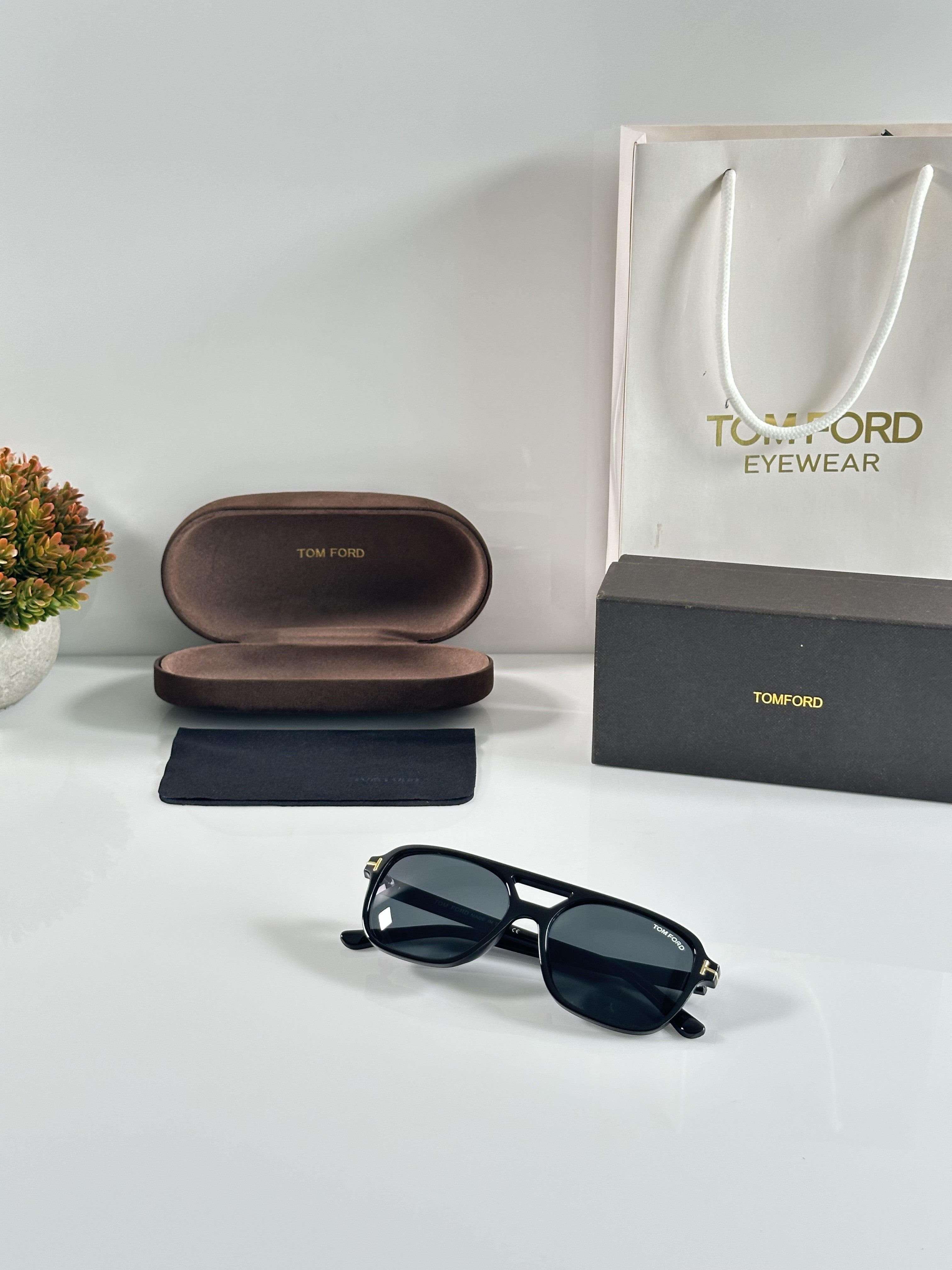 Tom-Fordd