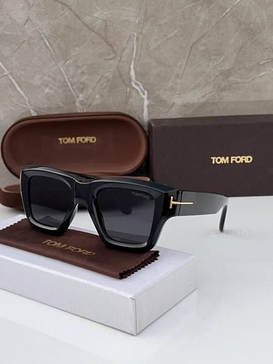 Tom-Fordd