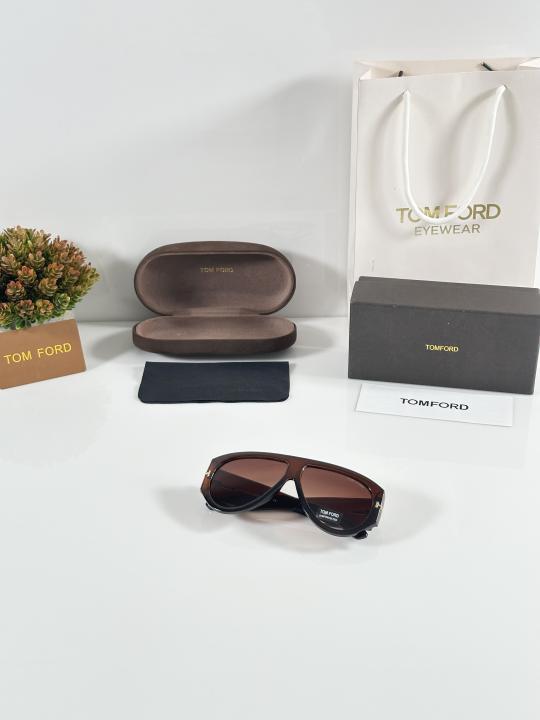 Tom-Fordd