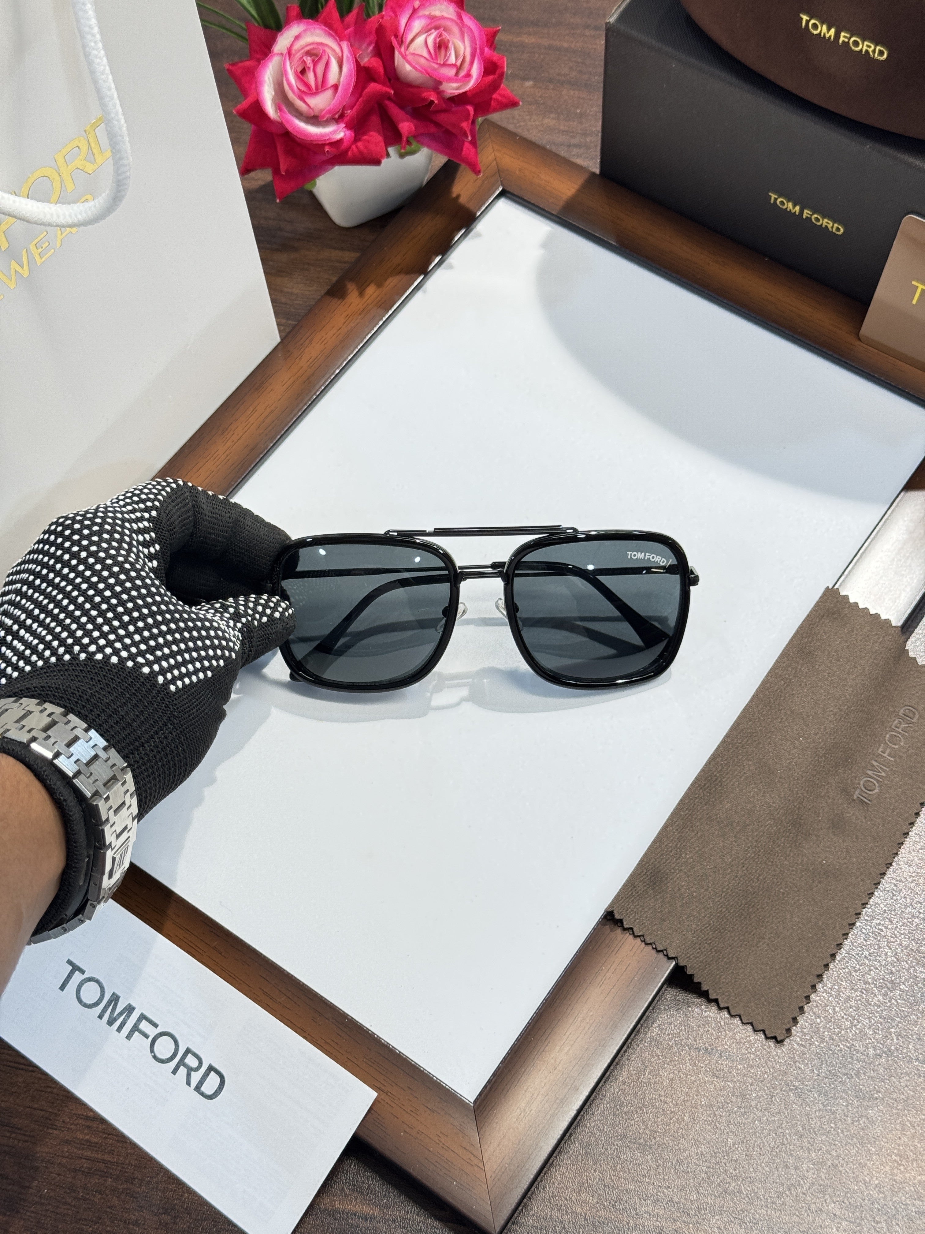 Tom-Fordd
