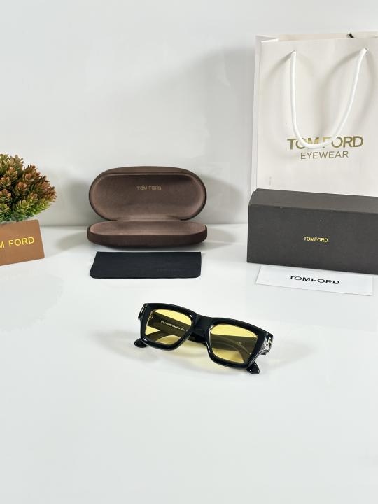 Tom-Fordd