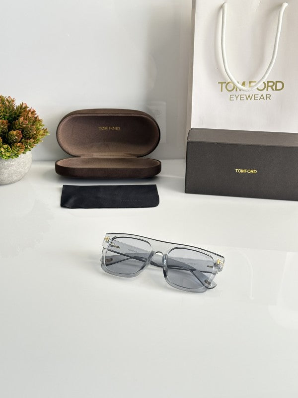 Tom-Fordd