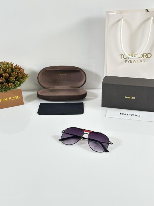 Tom-Fordd