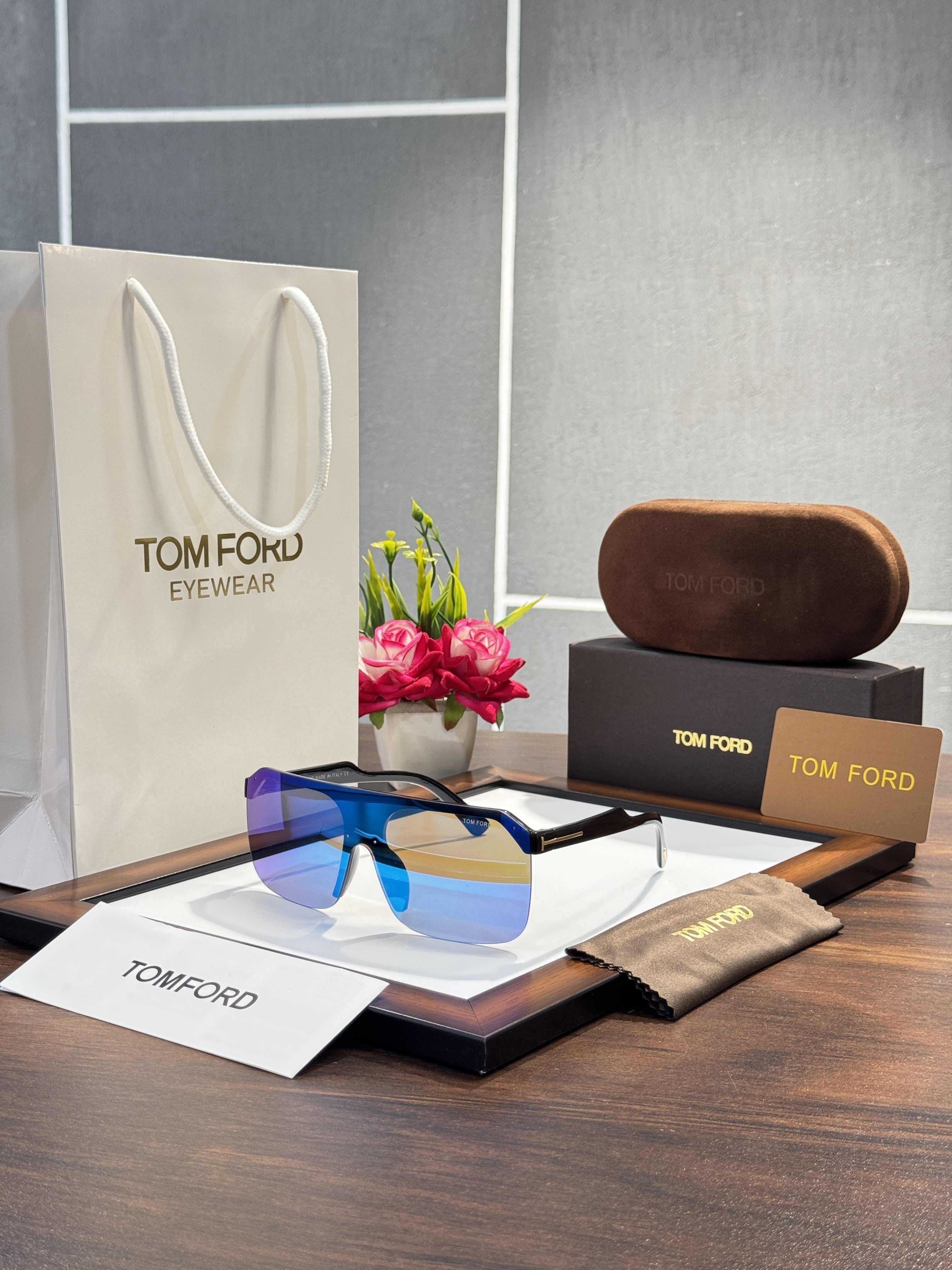 Tom-Fordd