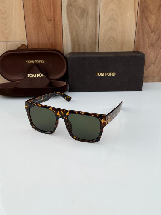 Tom-Fordd