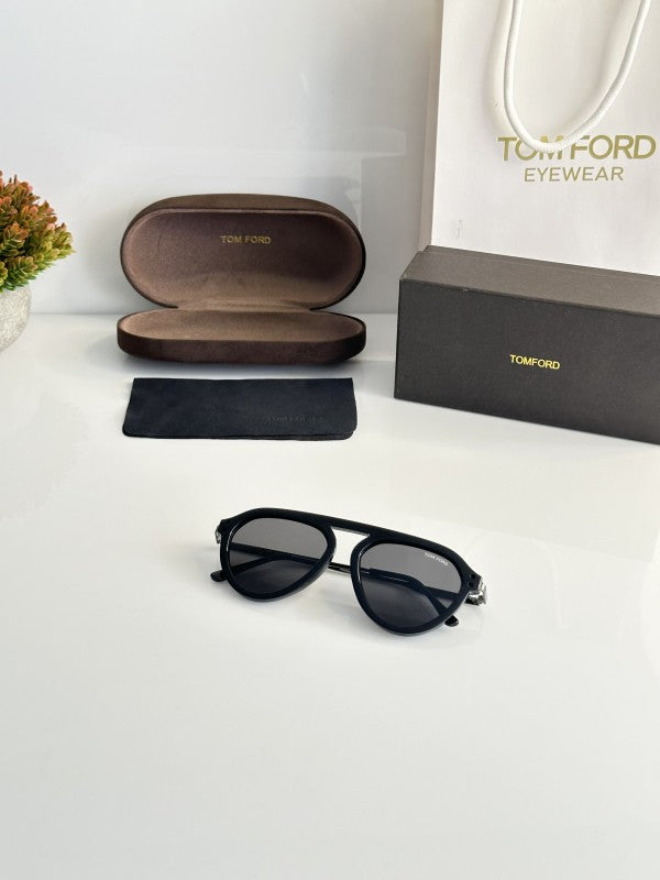Tom-Fordd