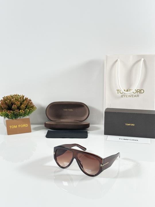Tom-Fordd